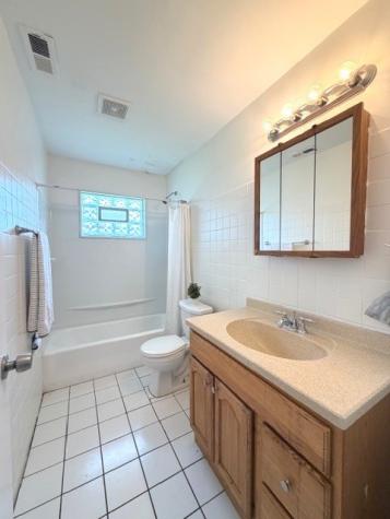 1469 Stanley Boulevard Calumet City IL 60409