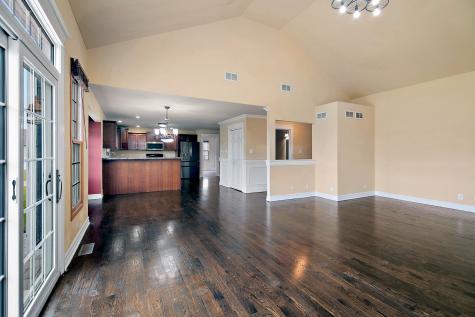 1123 Meadow Path Manteno IL 60950