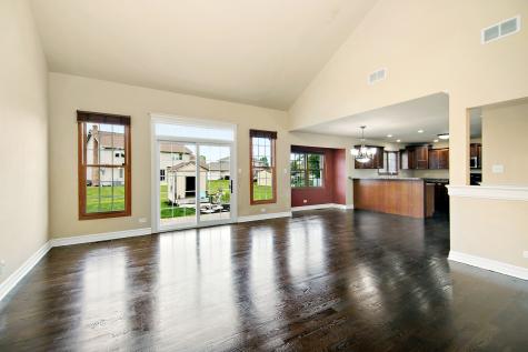 1123 Meadow Path Manteno IL 60950