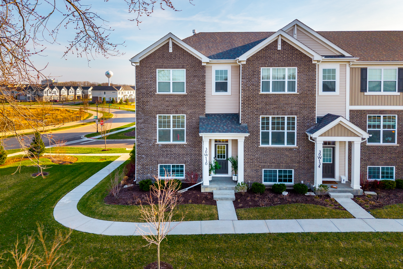 30W130 Wheeler Circle Warrenville IL 60563