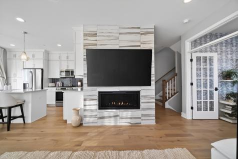 30W130 Wheeler Circle Warrenville IL 60563