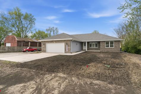 1220 Dixie Highway Beecher IL 60401