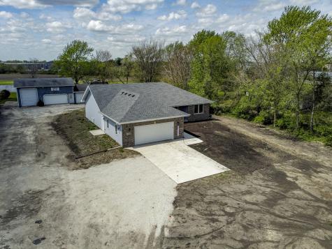 1220 Dixie Highway Beecher IL 60401