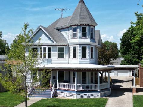 411 West Main Street Clinton IL 61727