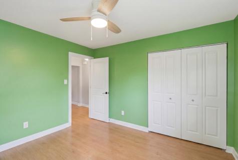 11649 South Nagle Avenue Worth IL 60482