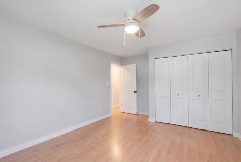 11649 South Nagle Avenue Worth IL 60482