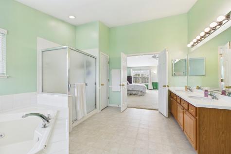 680 North Silver Leaf Lane Round Lake IL 60073