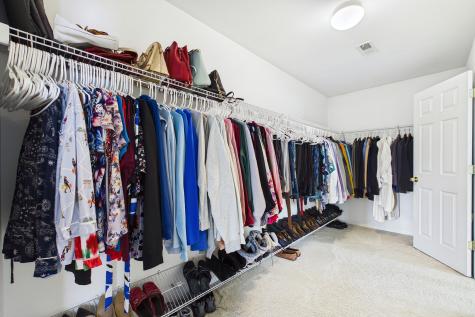 680 North Silver Leaf Lane Round Lake IL 60073