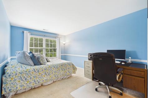 680 North Silver Leaf Lane Round Lake IL 60073