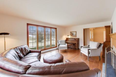 36W787 Red Haw Lane St. Charles IL 60174