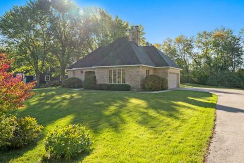 36W787 Red Haw Lane St. Charles IL 60174