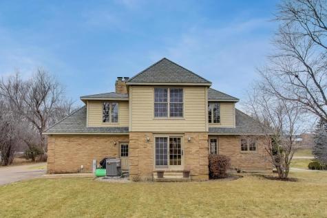36W787 Red Haw Lane St. Charles IL 60174