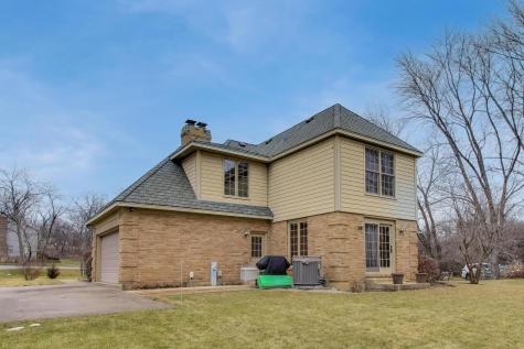 36W787 Red Haw Lane St. Charles IL 60174