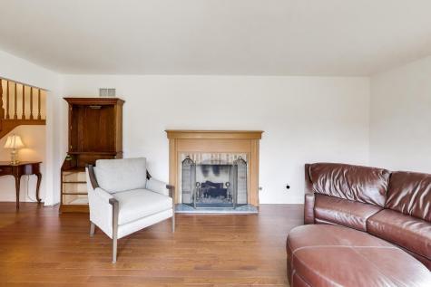 36W787 Red Haw Lane St. Charles IL 60174