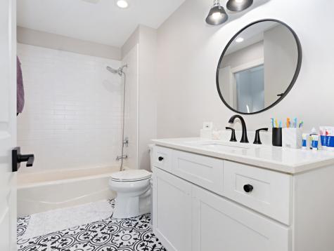 135 Settlers Drive Naperville IL 60565