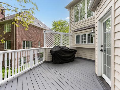 135 Settlers Drive Naperville IL 60565