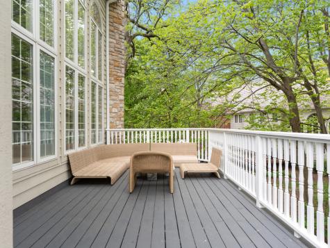135 Settlers Drive Naperville IL 60565