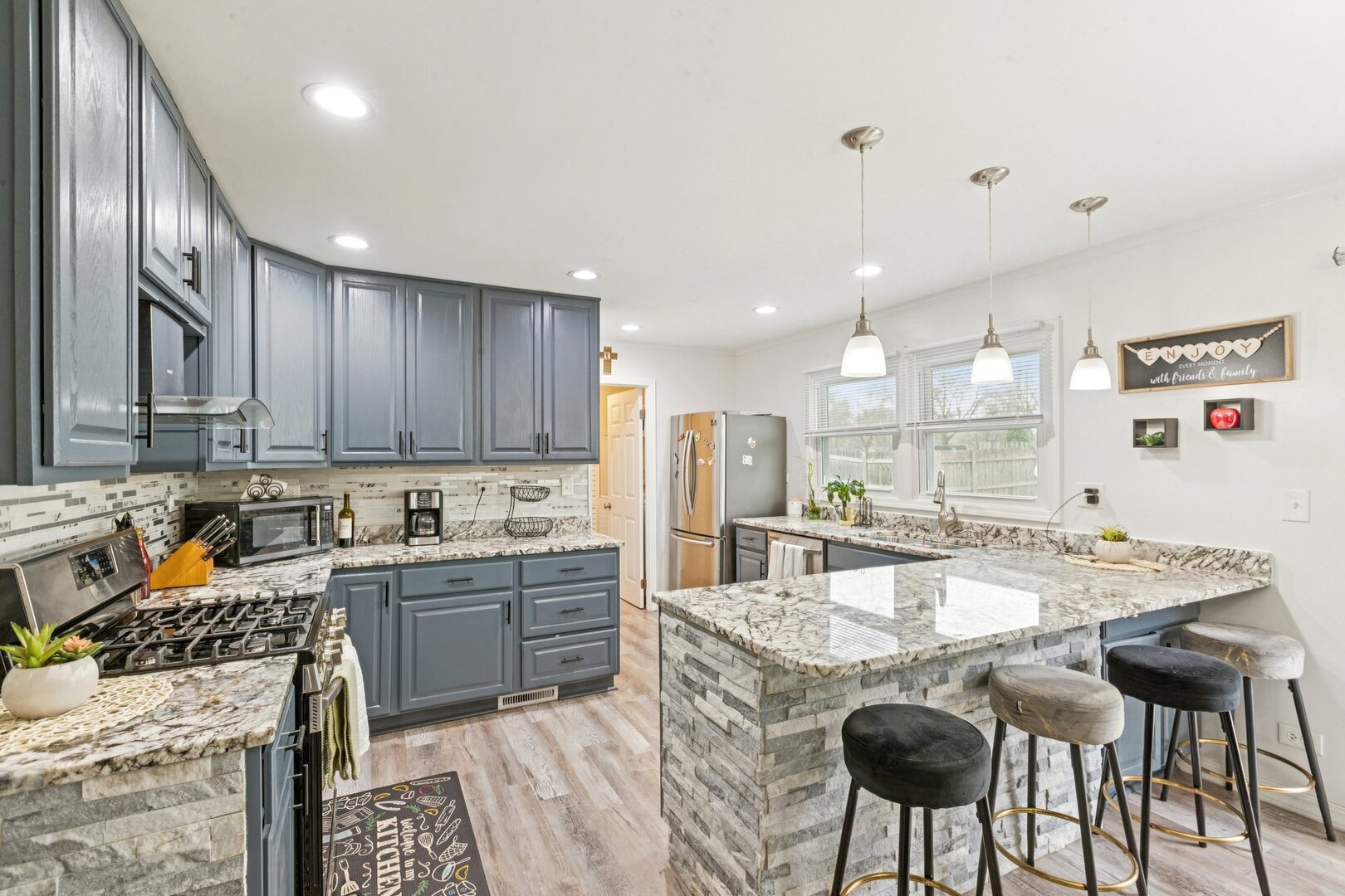 2 Emerson Drive Schaumburg IL 60194