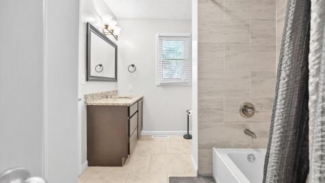5 Siesta Court Bloomington IL 61704