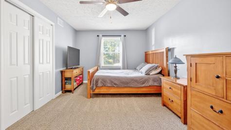 5 Siesta Court Bloomington IL 61704