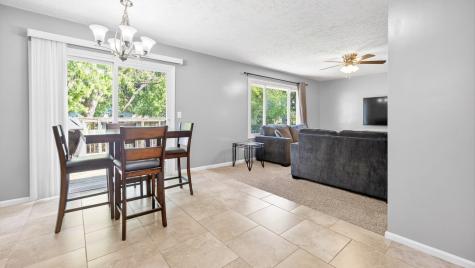5 Siesta Court Bloomington IL 61704