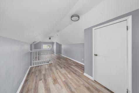 7643 South Paxton Avenue Chicago IL 60649