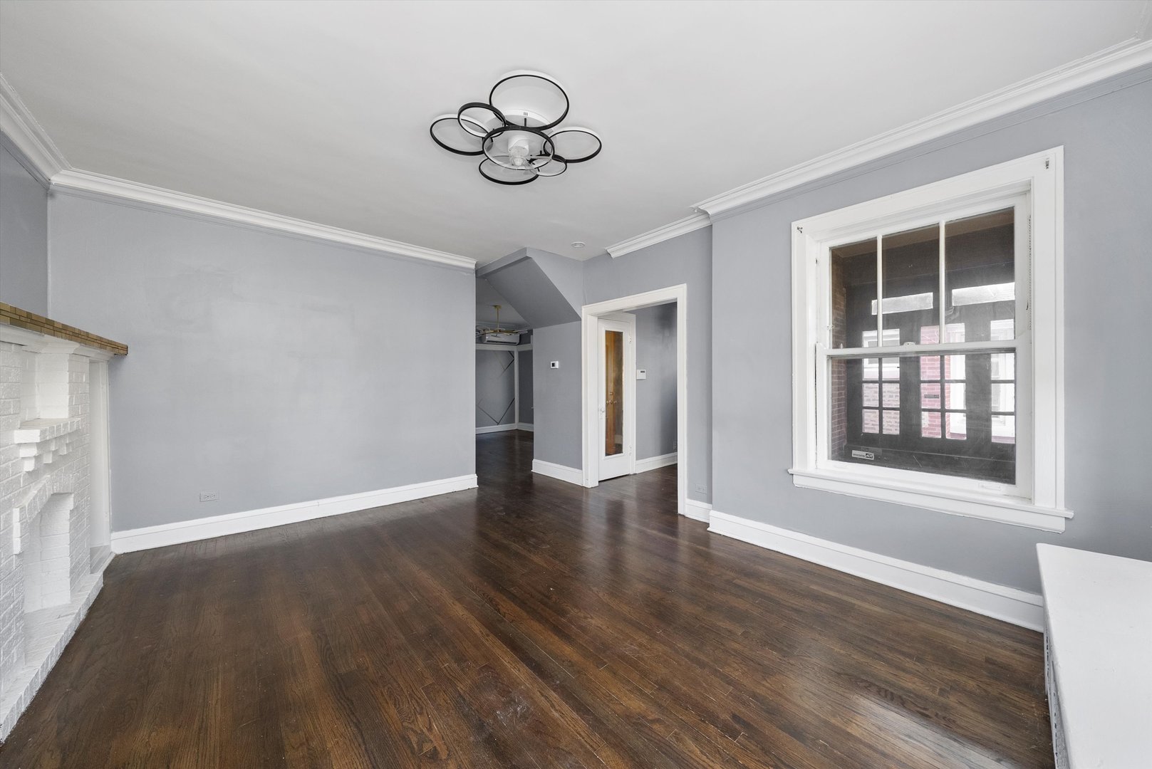 7643 South Paxton Avenue Chicago IL 60649
