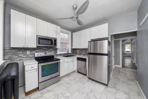 7643 South Paxton Avenue Chicago IL 60649