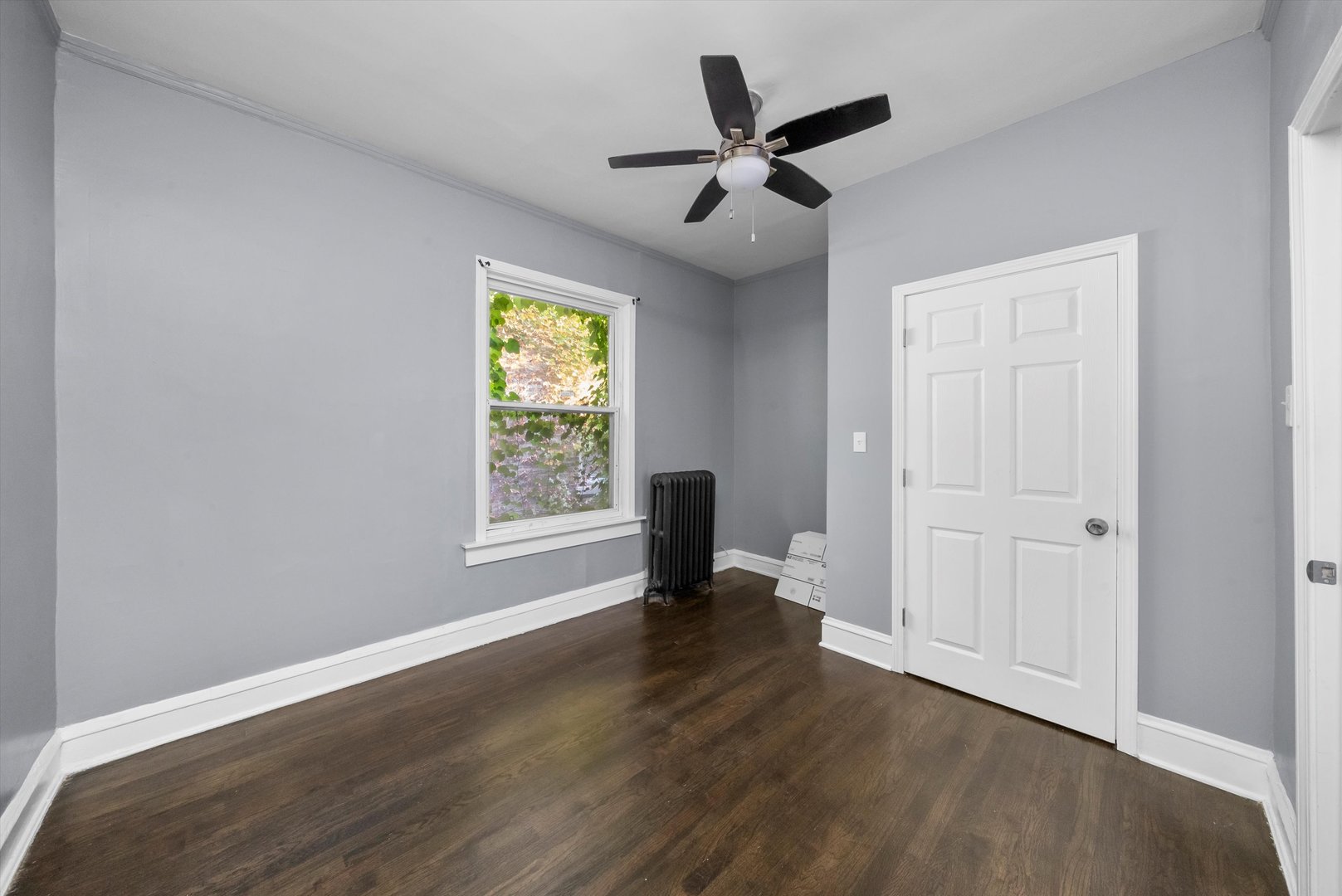 7643 South Paxton Avenue Chicago IL 60649