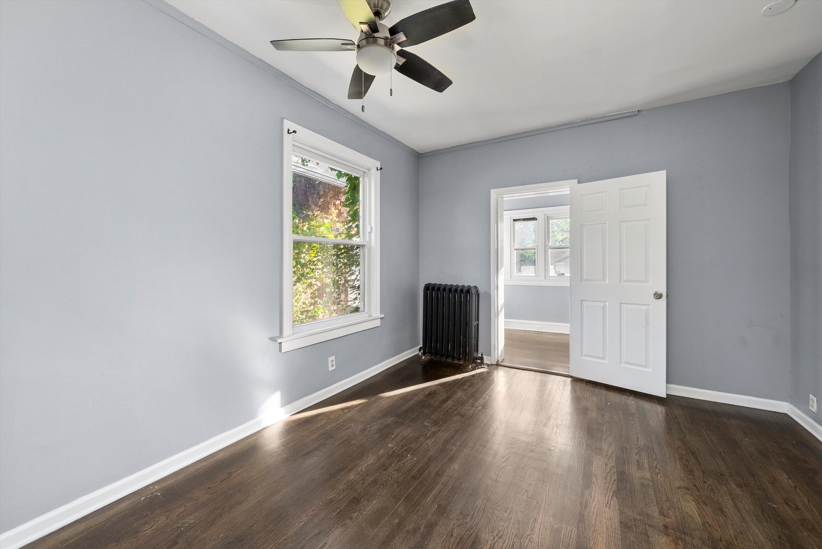 7643 South Paxton Avenue Chicago IL 60649