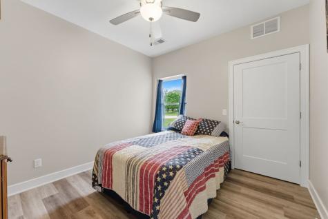 186 Beacon Harbor Circle East Moline IL 61244