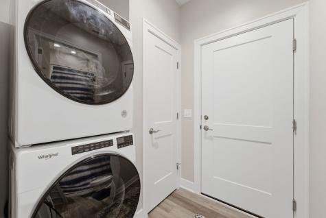 186 Beacon Harbor Circle East Moline IL 61244