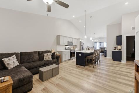 186 Beacon Harbor Circle East Moline IL 61244