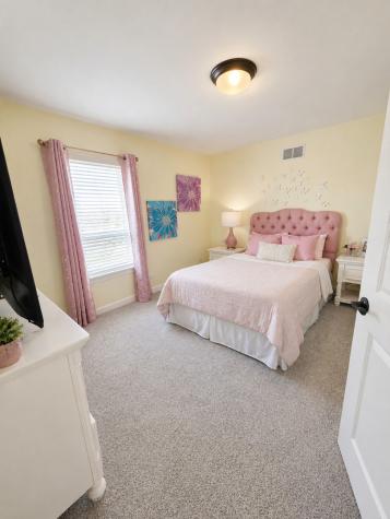 32000 Savannah Drive Lakemoor IL 60051