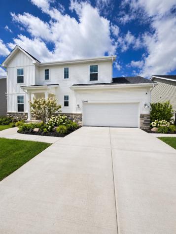 32000 Savannah Drive Lakemoor IL 60051