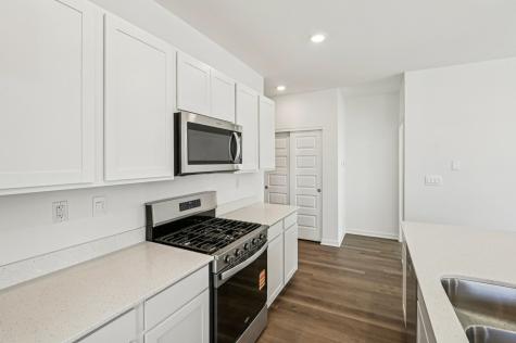 2413 Glacier Street Pingree Grove IL 60140