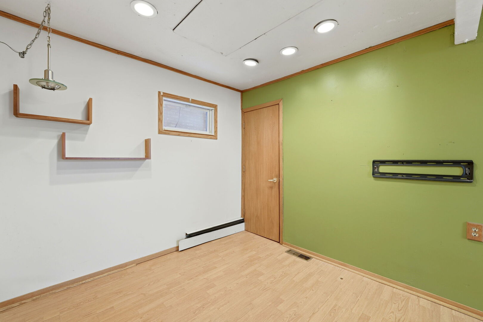 7731 West Farragut Avenue Chicago IL 60656