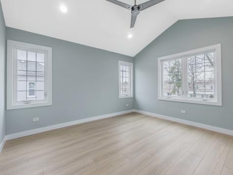 3548 Clinton Avenue Berwyn IL 60402