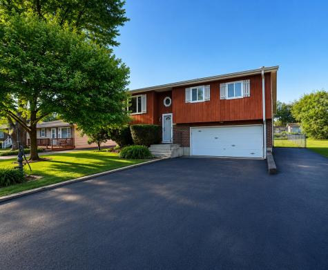 4500 Clearview Drive Mchenry IL 60050