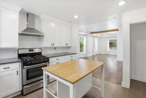 410 Standish Street Elgin IL 60123