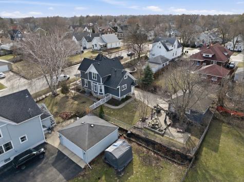 410 Standish Street Elgin IL 60123