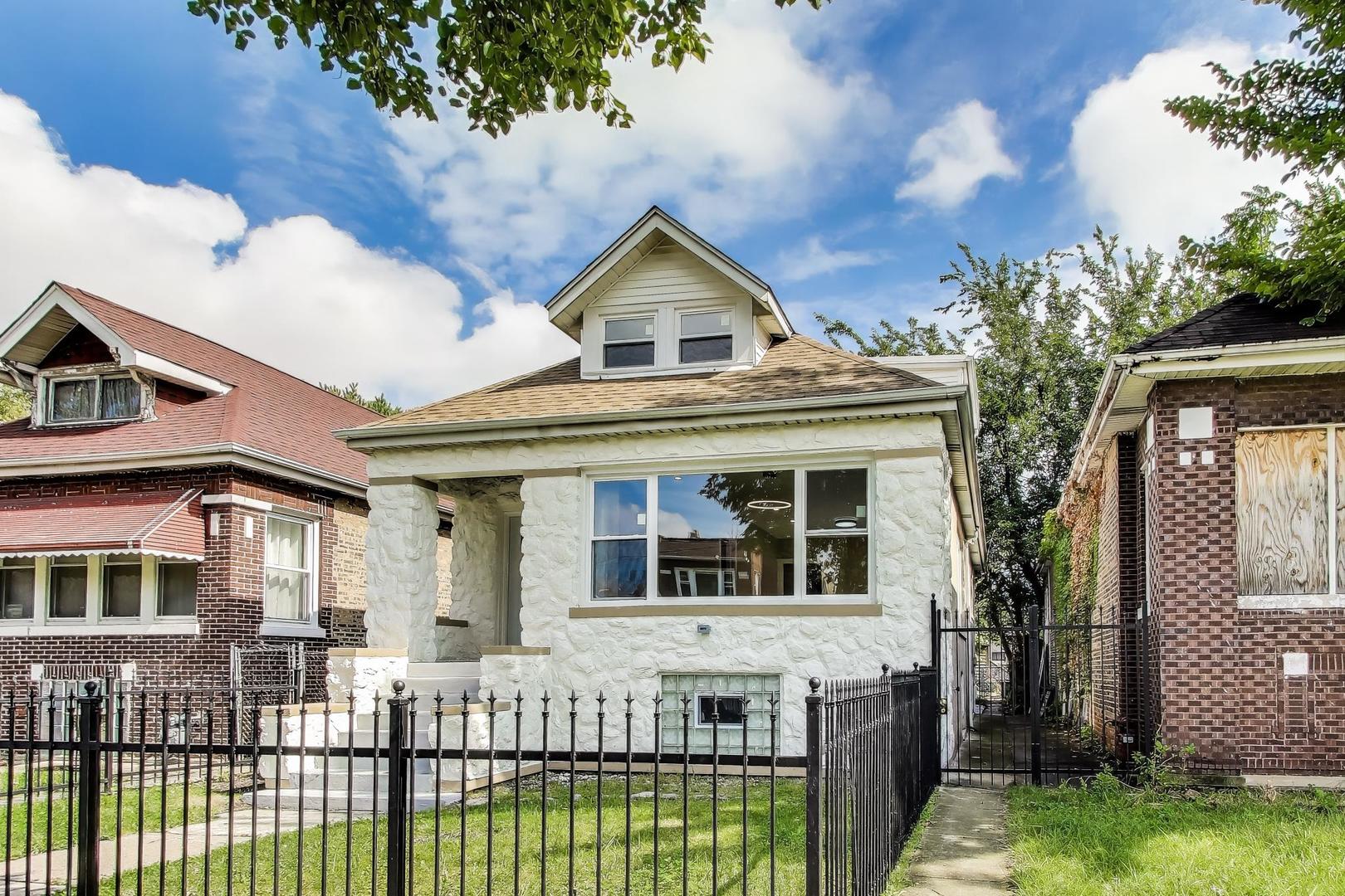 7529 South Carpenter Street Chicago IL 60620