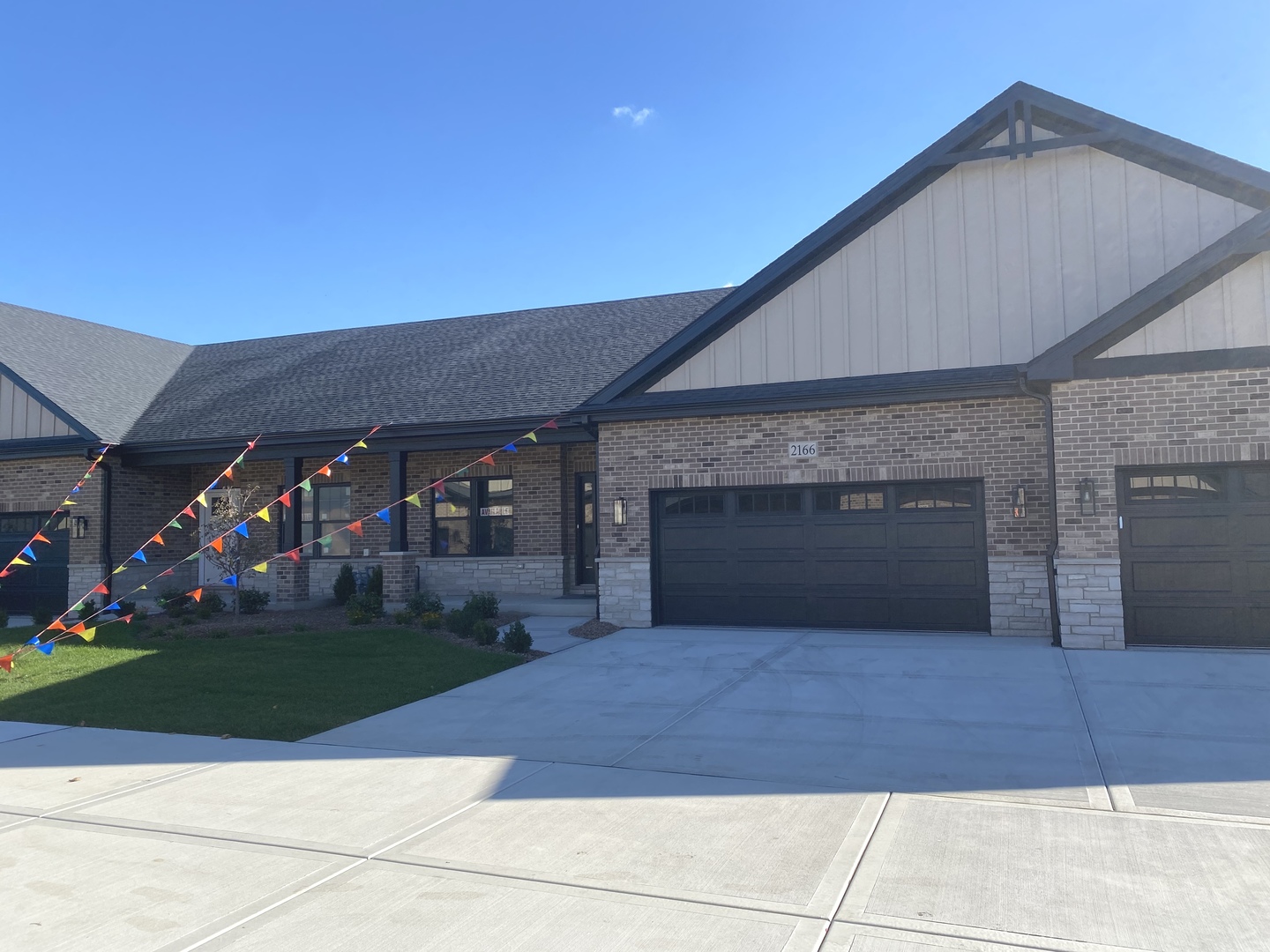 2166 Sky Harbor Drive New Lenox IL 60451