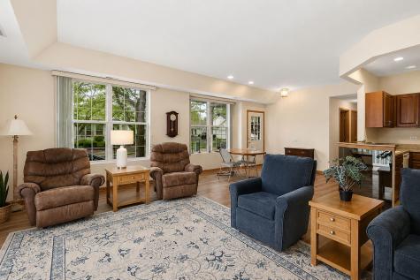14060 Moraine Hills Drive Huntley IL 60142