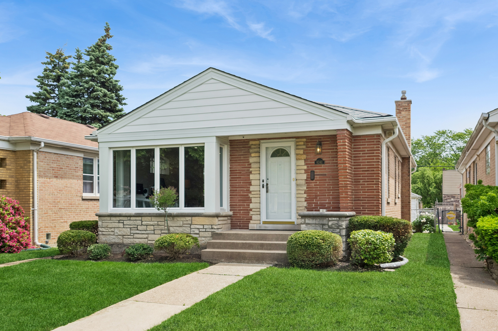 6341 North Tripp Avenue Chicago IL 60646