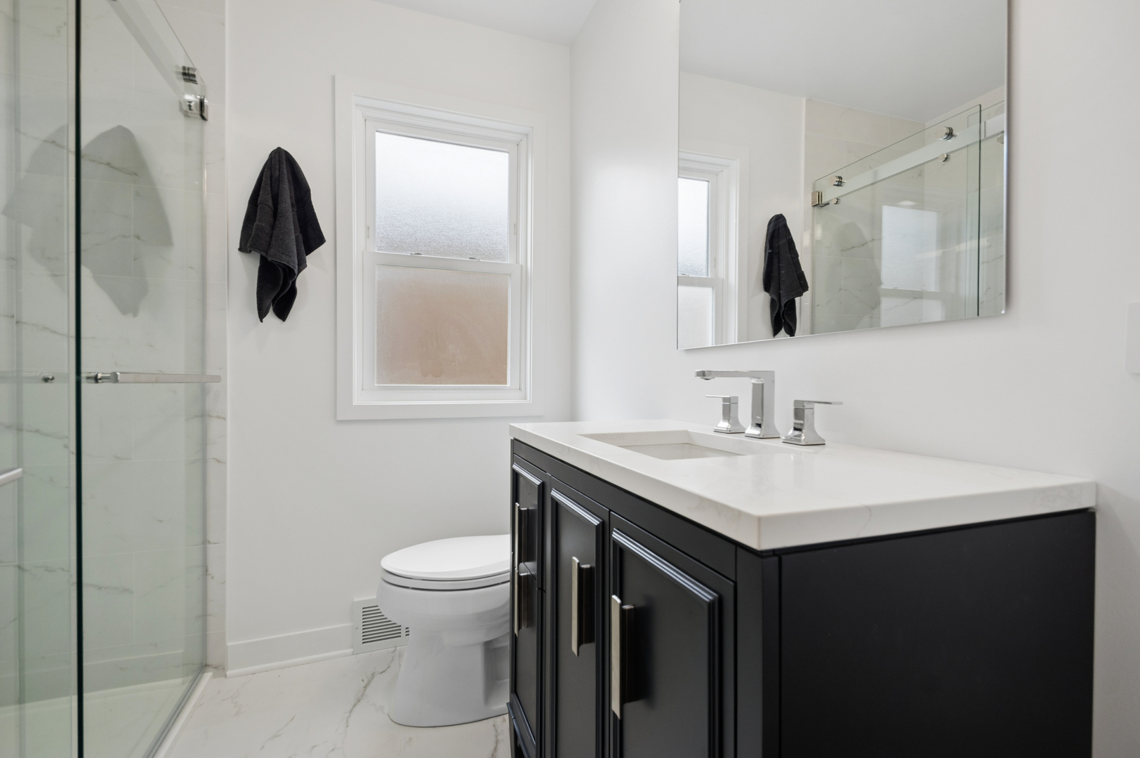 6341 North Tripp Avenue Chicago IL 60646