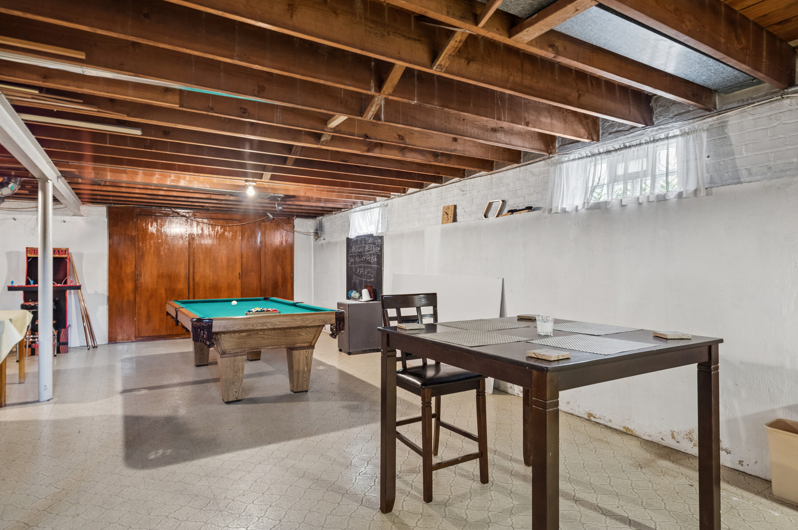6341 North Tripp Avenue Chicago IL 60646