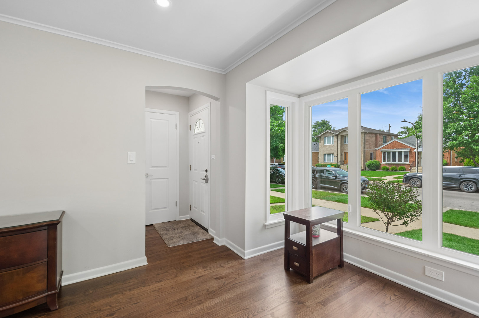 6341 North Tripp Avenue Chicago IL 60646