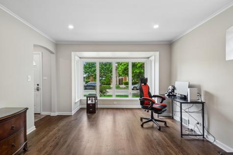 6341 North Tripp Avenue Chicago IL 60646