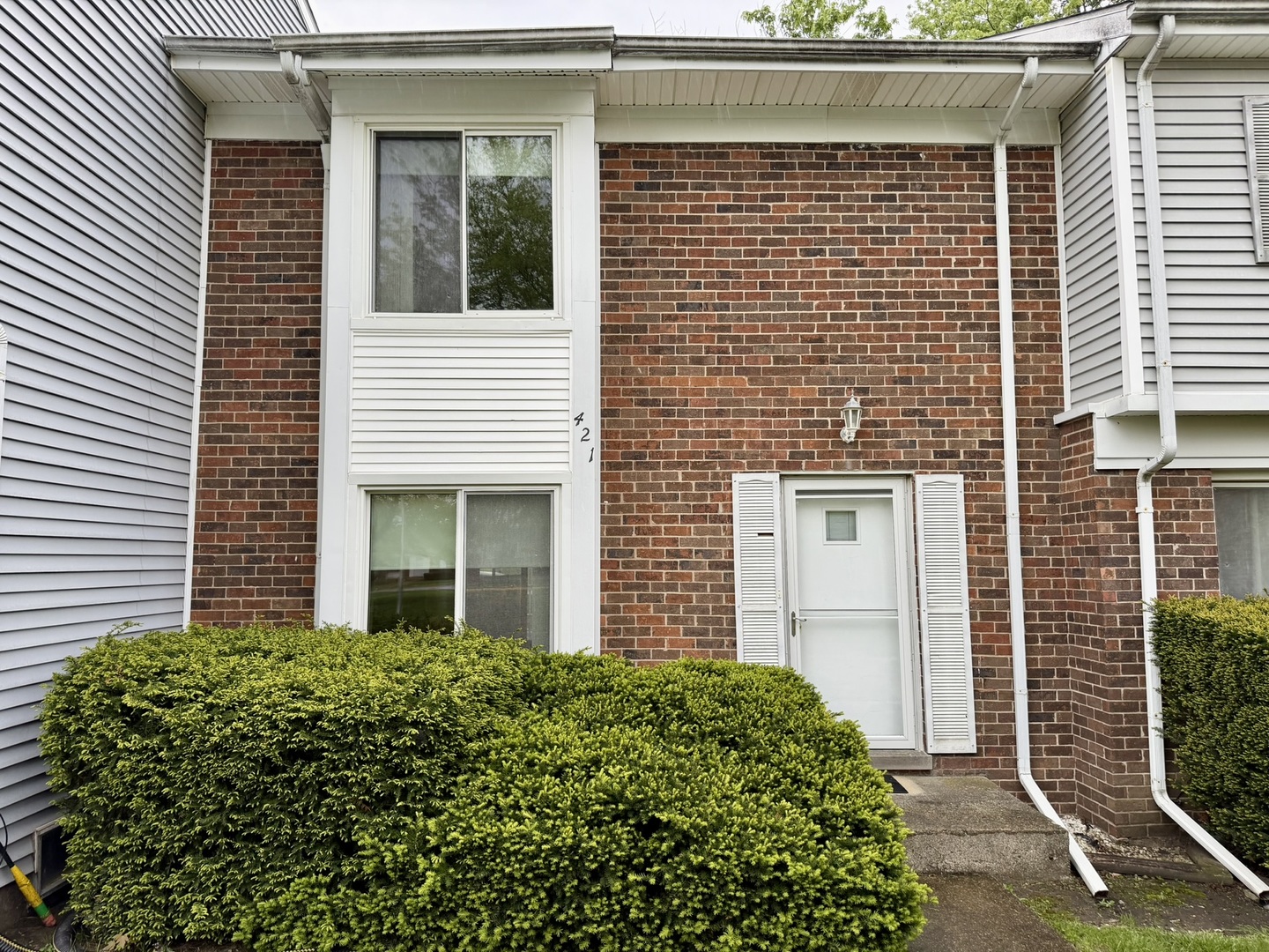 421 Standish Court Bolingbrook IL 60440